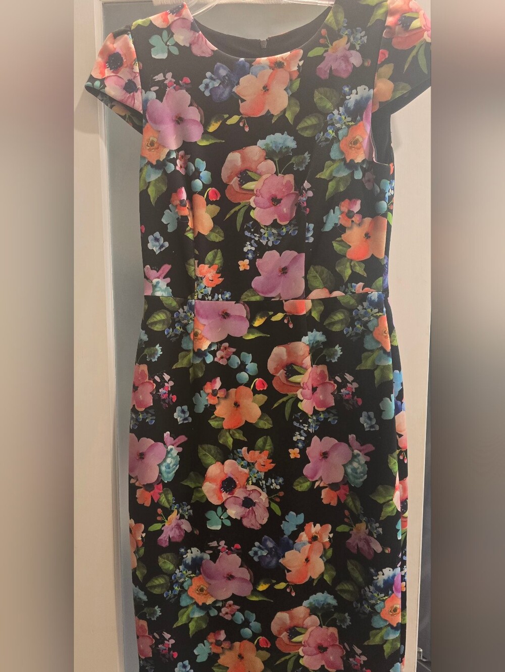 Betsey Johnson Black Floral Pencil-Bodycon/Stretch Midi Dress, Cap Sleeves, Sz:4